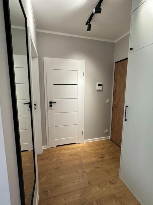 Project Comfort Lazurowa 15A/85 Blisko Jednostki Wat Warszawa Apartment Екстериор снимка